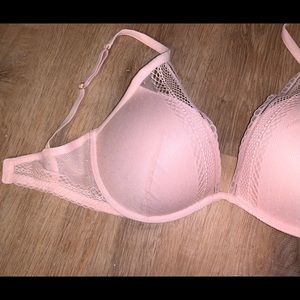 VS Lace Push Up